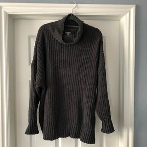Oversized turtleneck